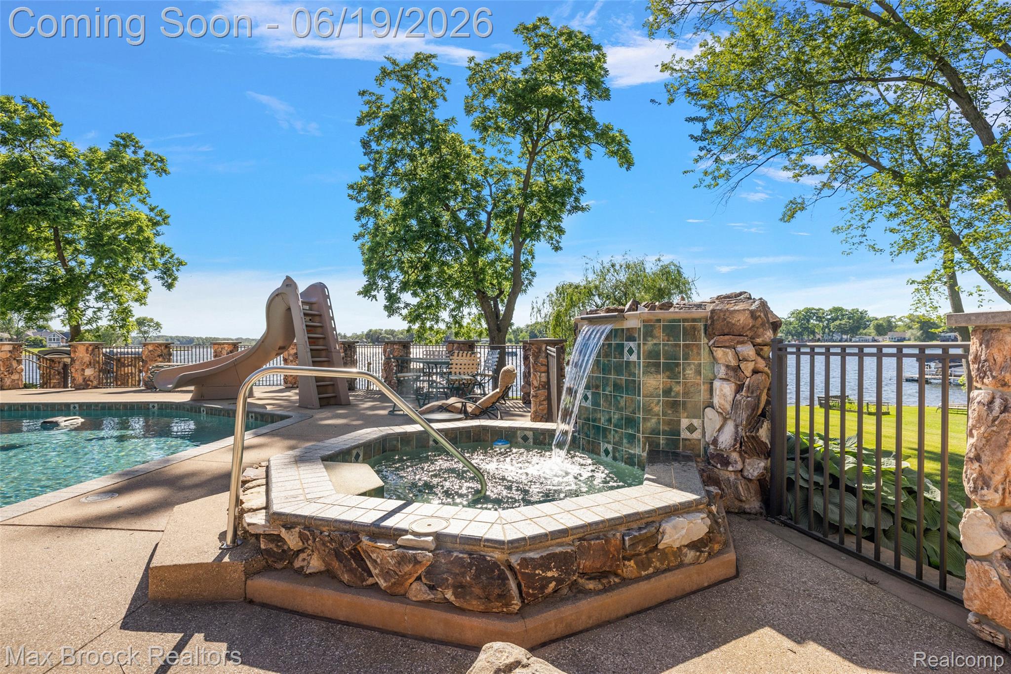 2267 Shankin Drive