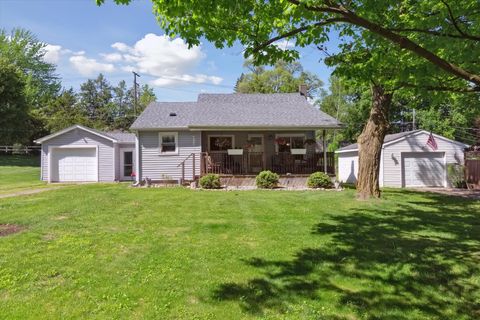 716 Allen Street Caro City Tuscola MI 48723