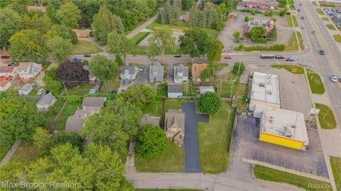 Tiny photo for 2222 Montroyal Avenue, Waterford Charter Township, MI 48328 (MLS # 20261068087)