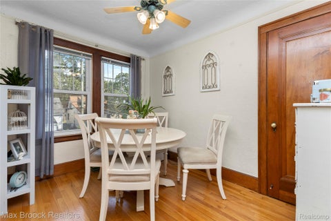 Tiny photo for 2222 Montroyal Avenue, Waterford Charter Township, MI 48328 (MLS # 20261068087)