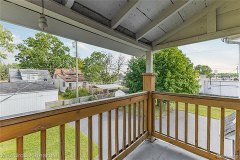 Tiny photo for 2222 Montroyal Avenue, Waterford Charter Township, MI 48328 (MLS # 20261068087)