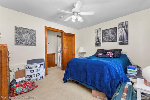 Tiny photo for 2222 Montroyal Avenue, Waterford Charter Township, MI 48328 (MLS # 20261068087)
