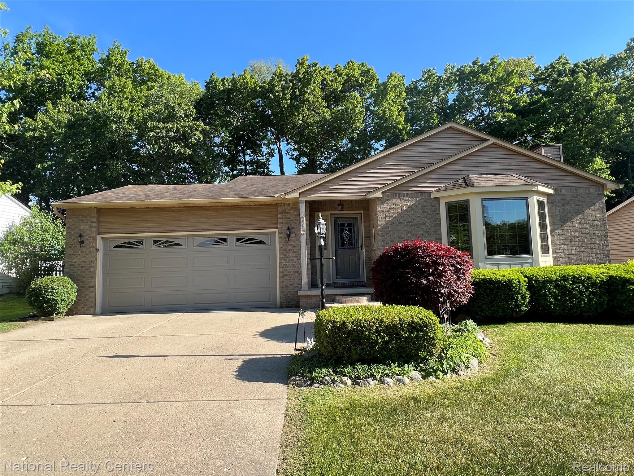 992 Alpine Drive