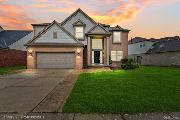 49385 E CENTRAL PARK, SHELBY TOWNSHIP, MI 48317 - Image b0e8e5ead0a536e1b224d3d66d44f7cc/3501671538