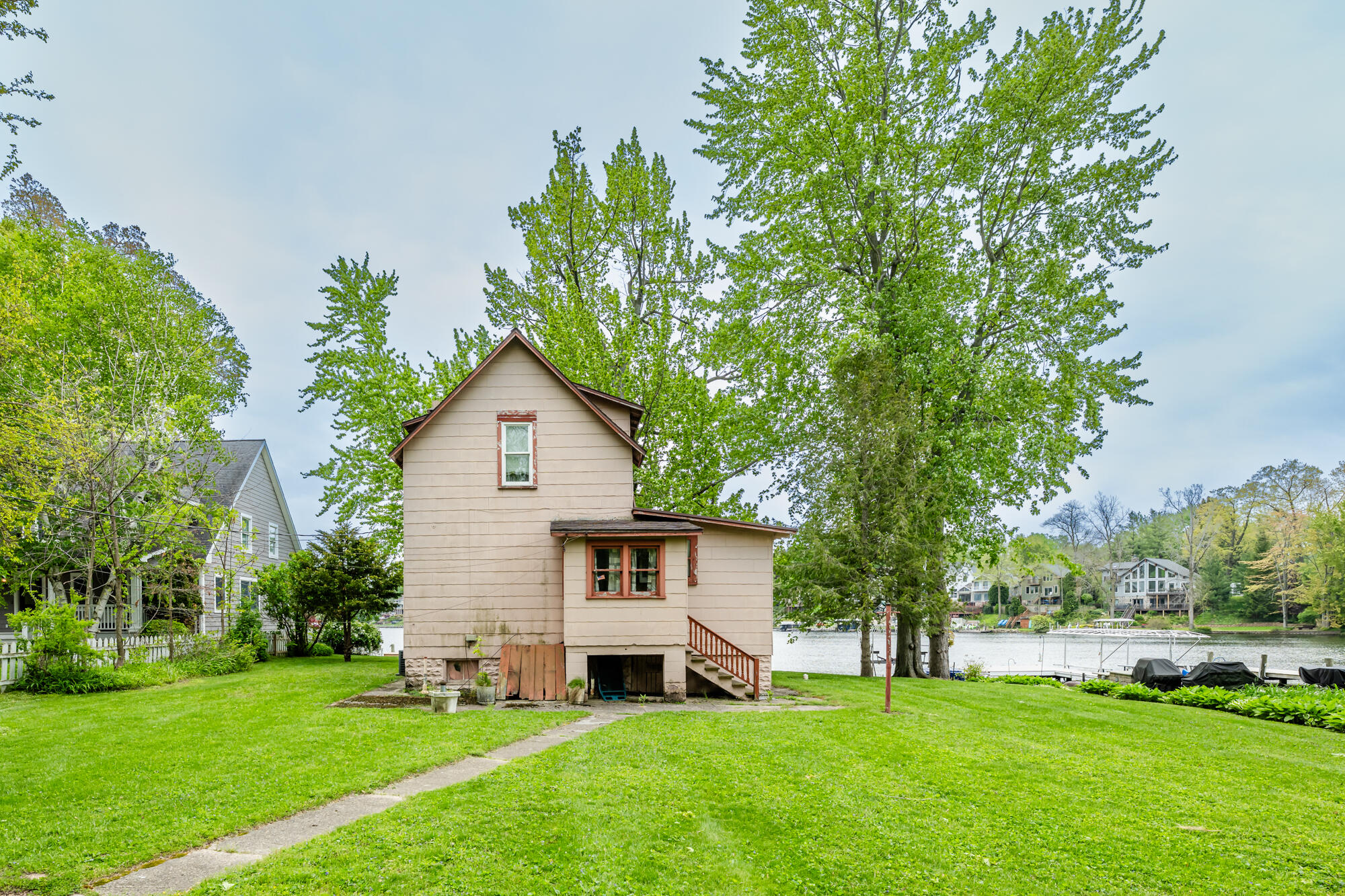 5615 Benson Terrace