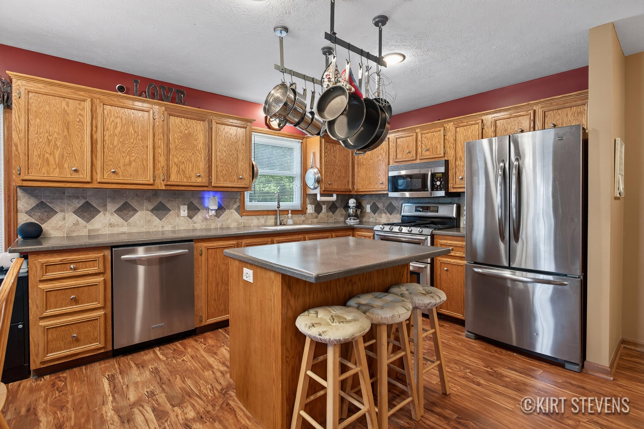5911 Frostline Drive