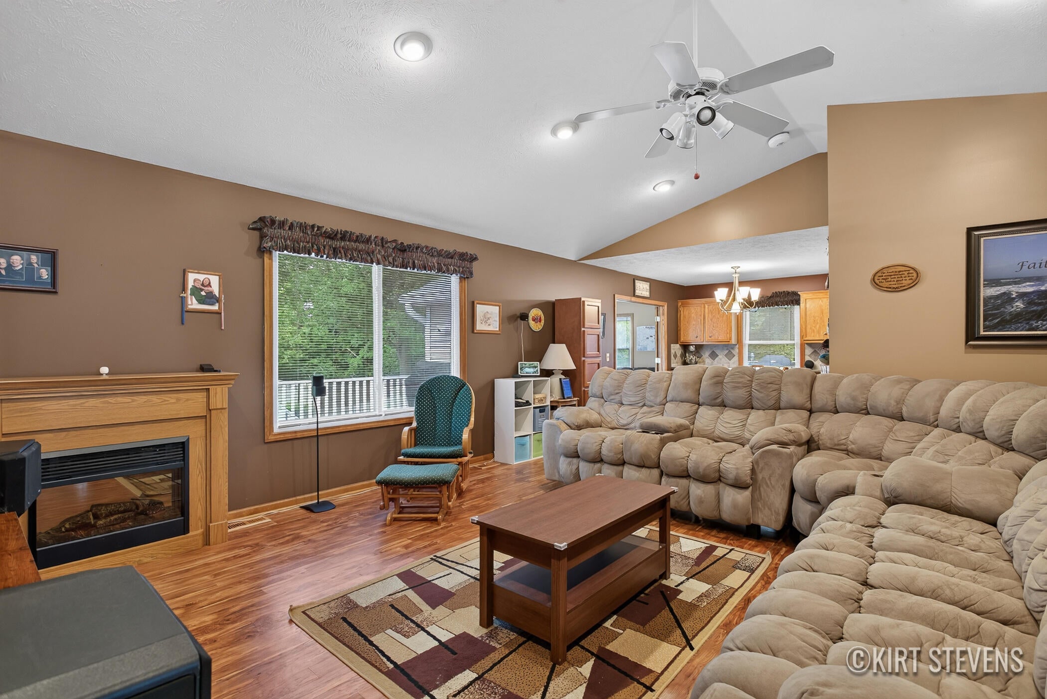 5911 Frostline Drive