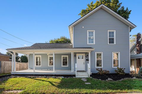 300 E Ellen Street Fenton City MI 48430