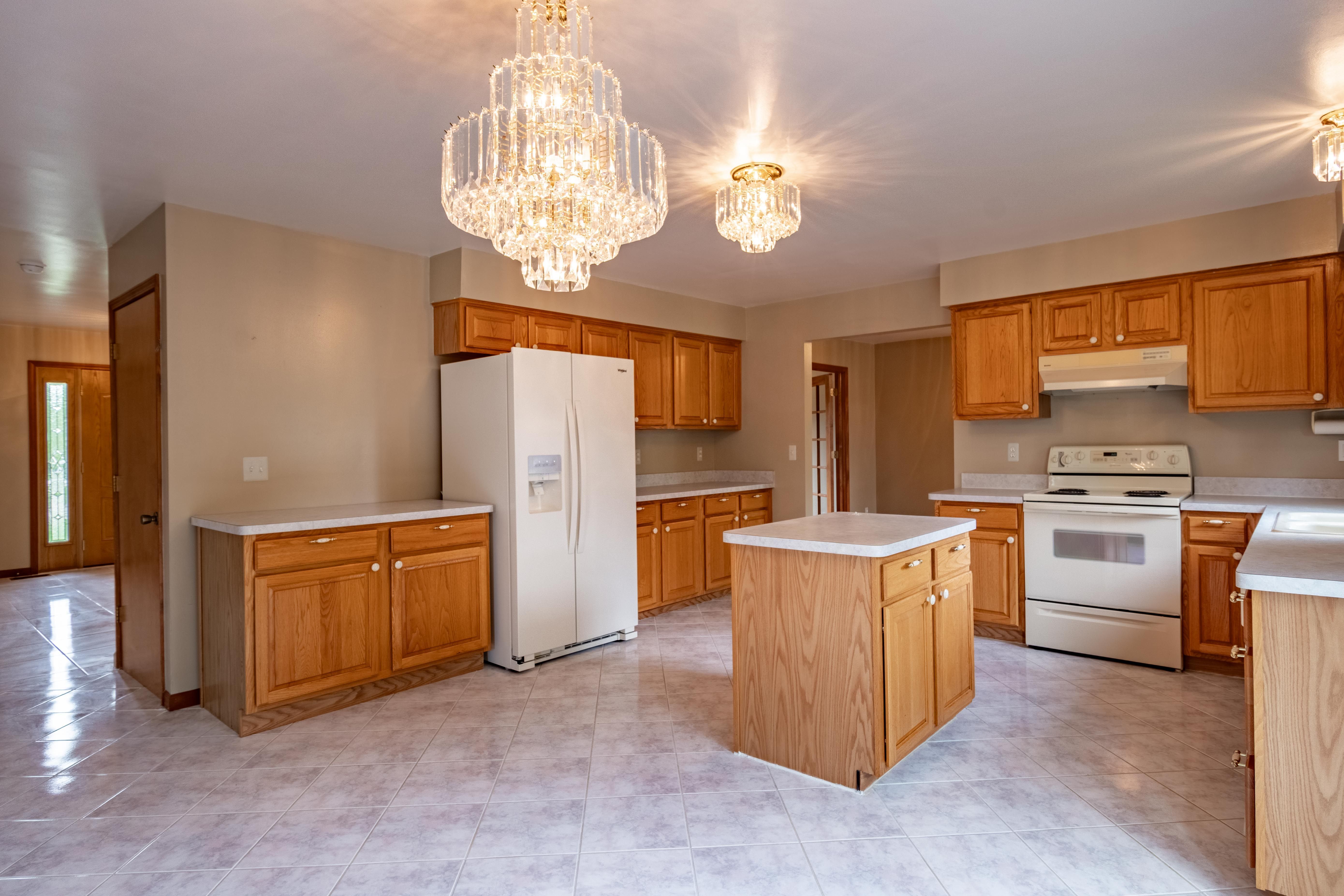 47630 ROBINS NEST Drive