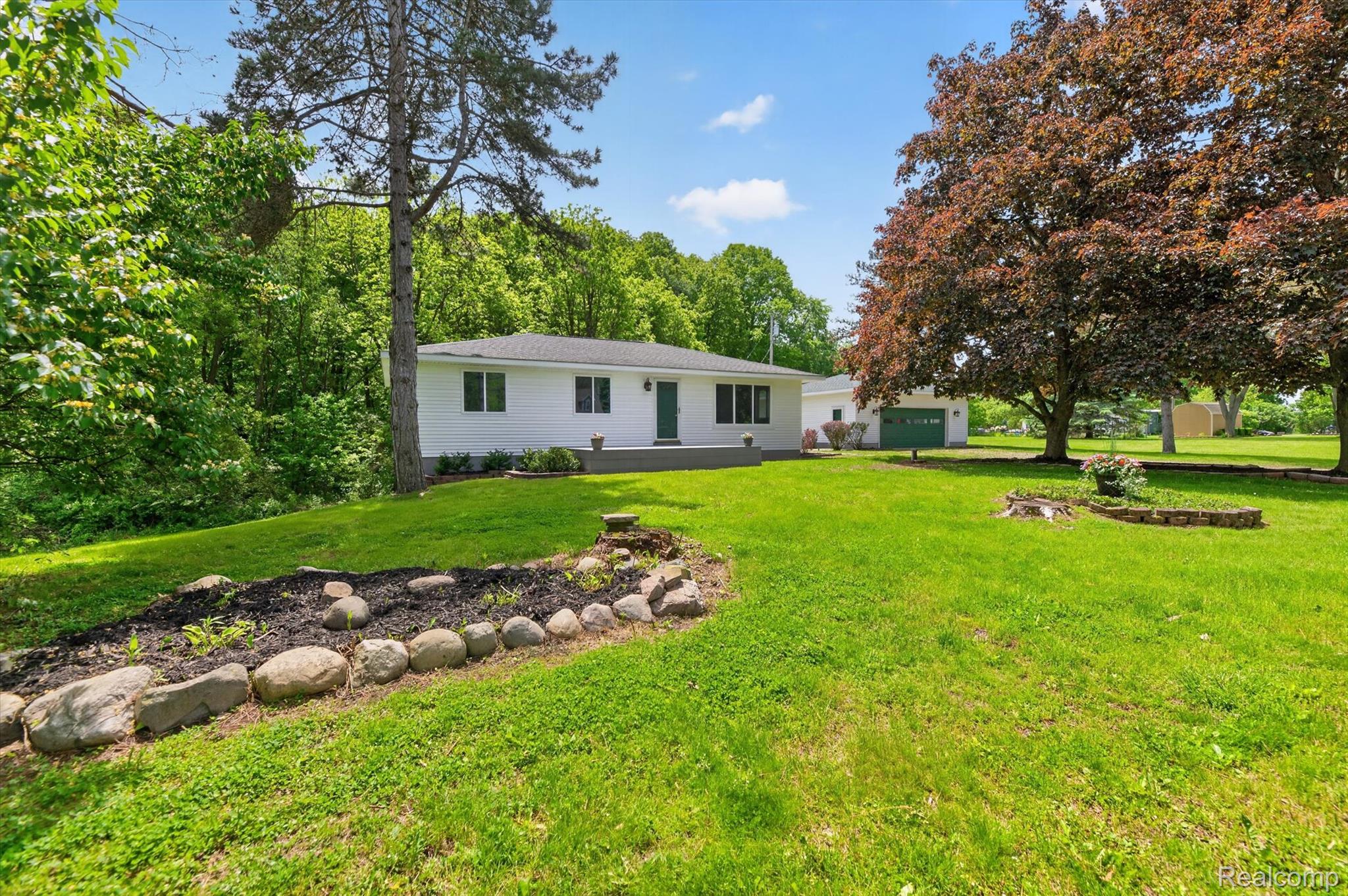 1976 Kathy Drive