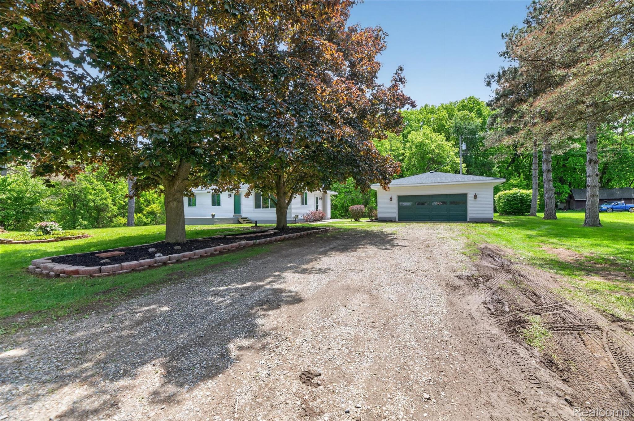 1976 Kathy Drive