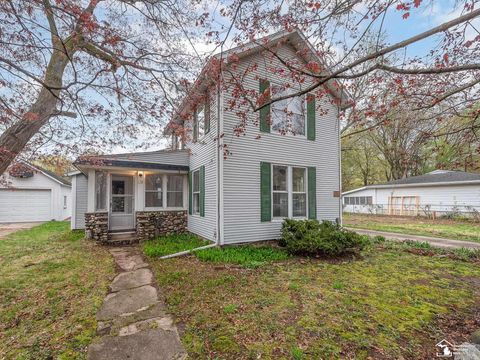 118 Litchfield Street Clinton Village MI 49236