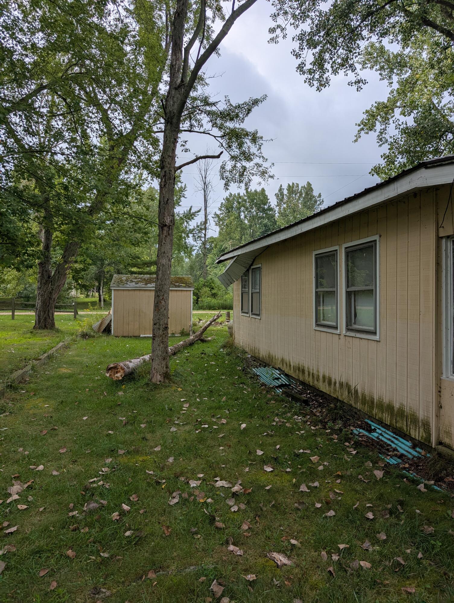 4233 Swan Lake Drive