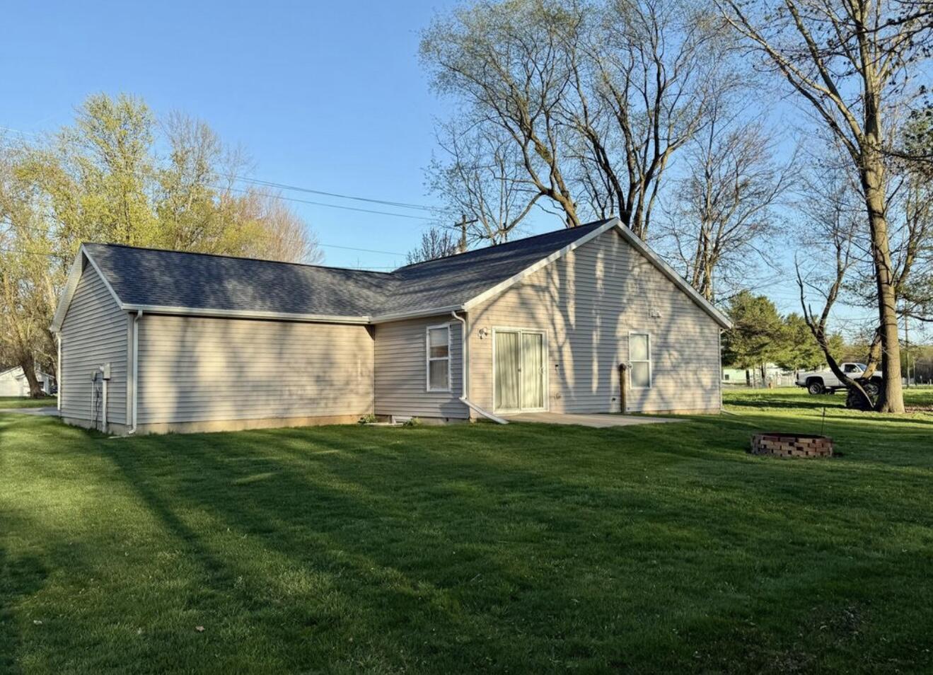 911 S Lincoln Avenue