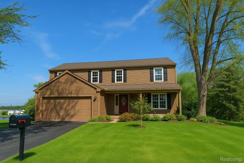 19479 SCENIC HARBOUR Drive Northville Township MI 48167