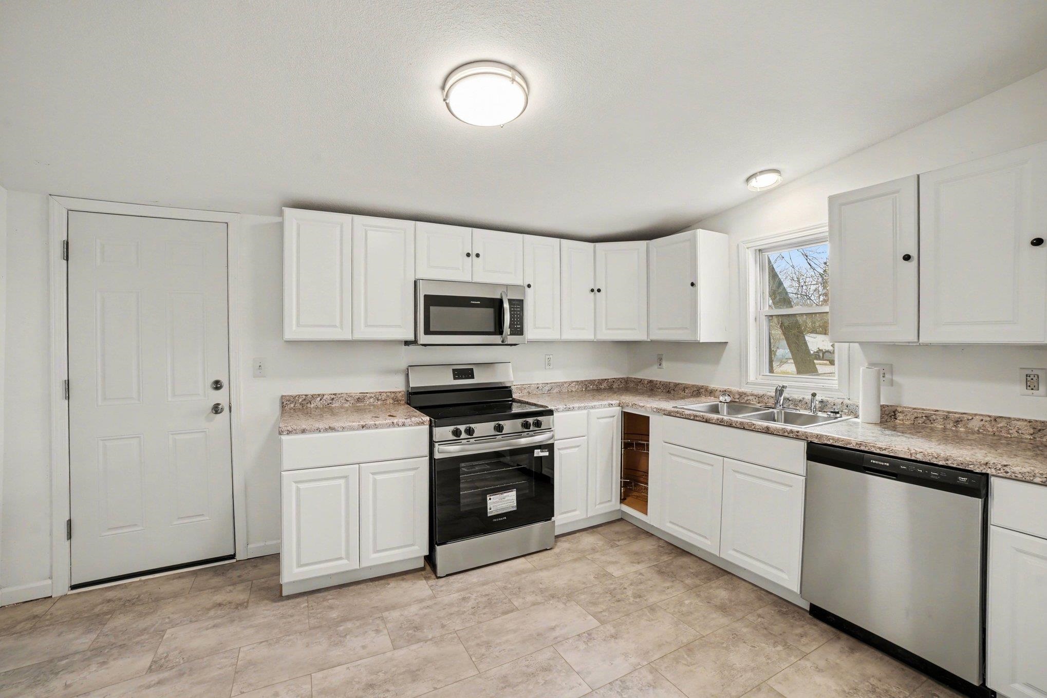 419 W Washington Avenue