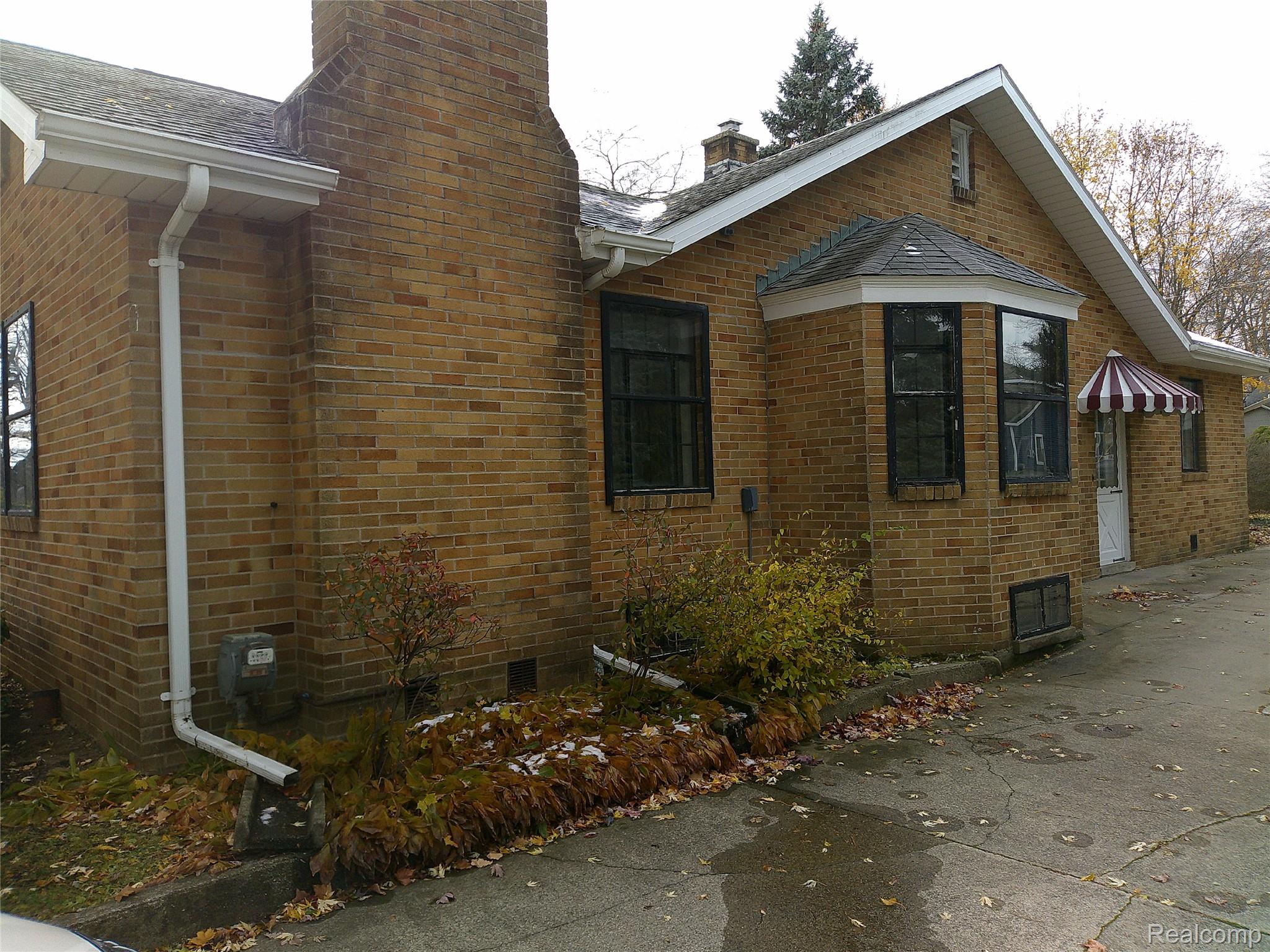 219 Washington Street