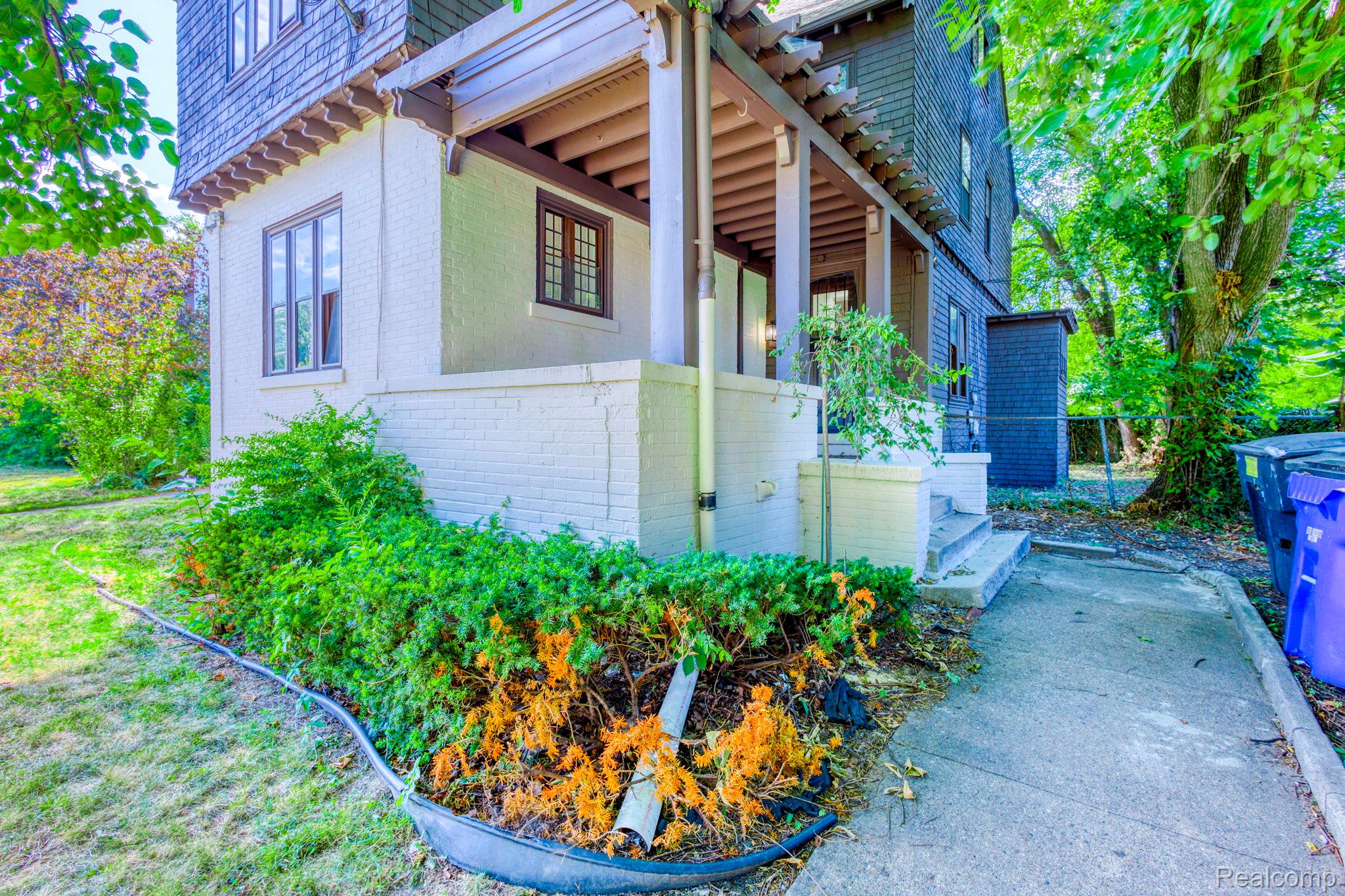 8129 E Lafayette Street