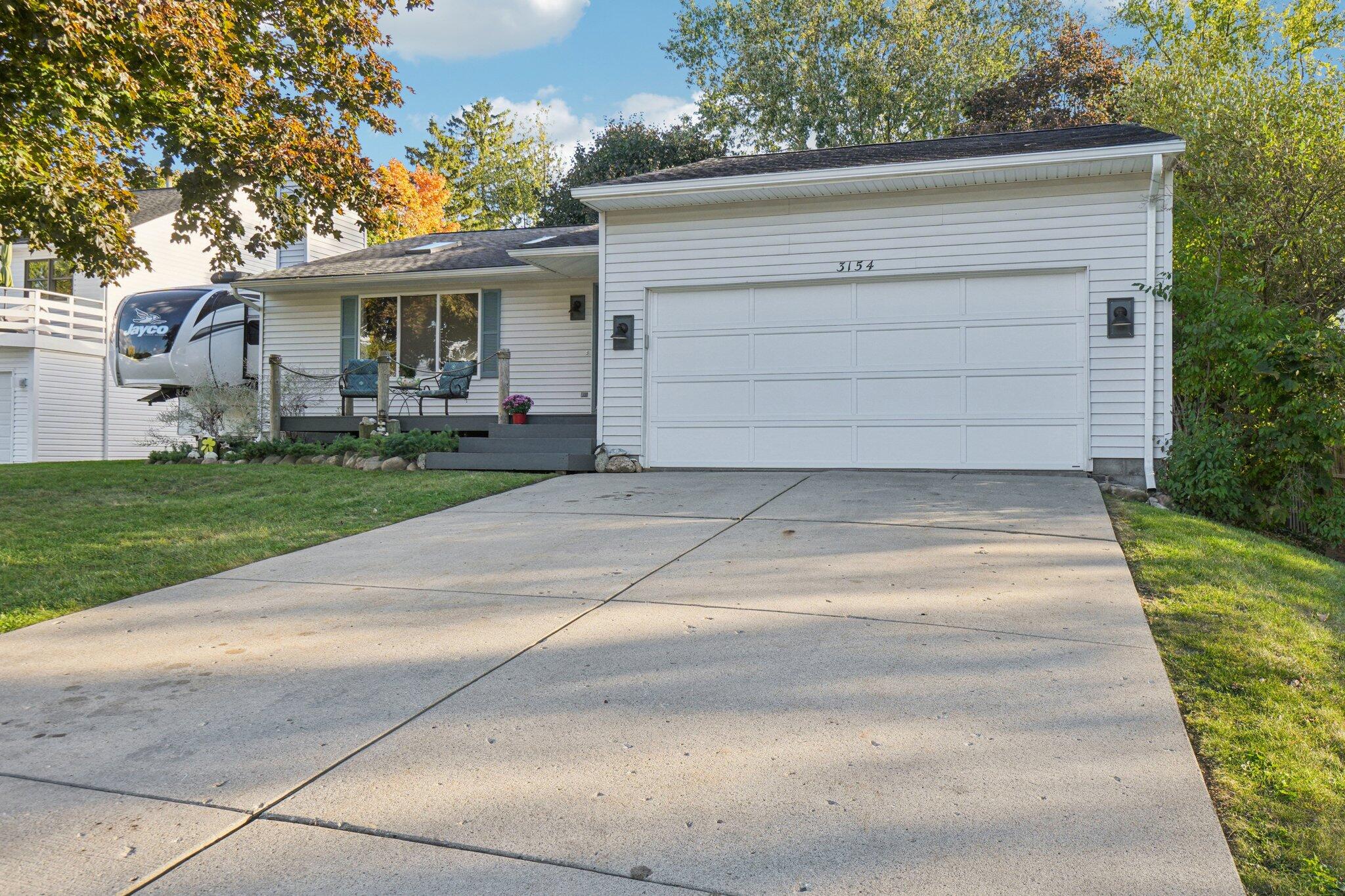 3154 Lake Drive
