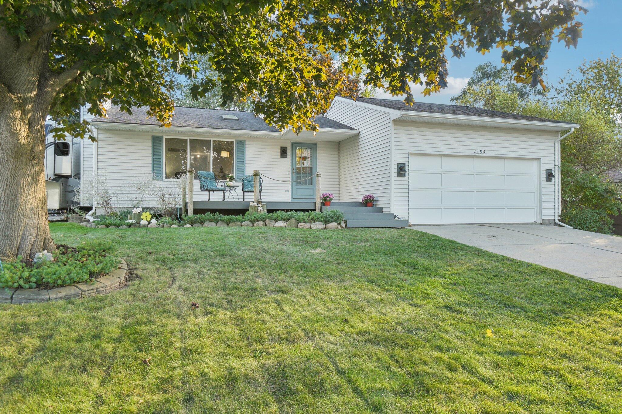 3154 Lake Drive