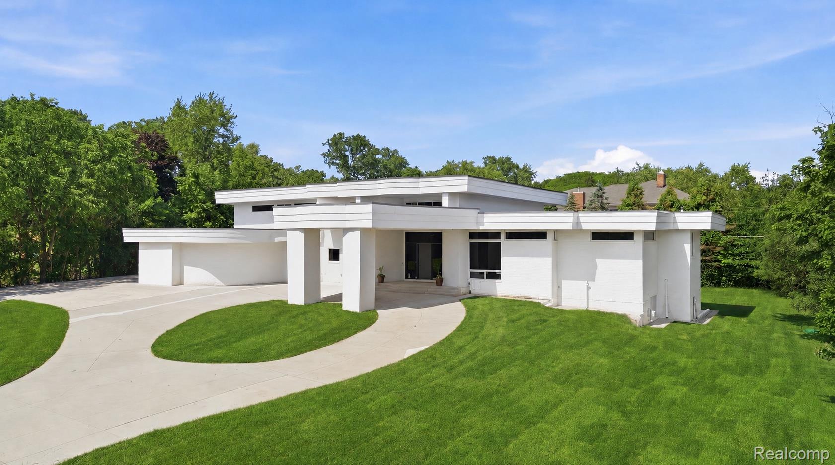 24696 Franklin Park Drive