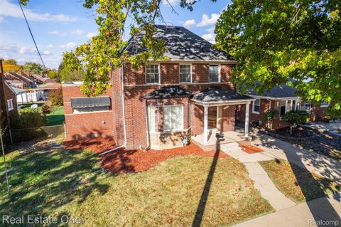 1618 Davis Street Wyandotte City MI 48192