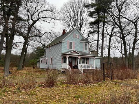 A home in ManisteeTownship_Manistee