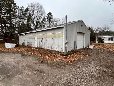 A home in ManisteeTownship_Manistee