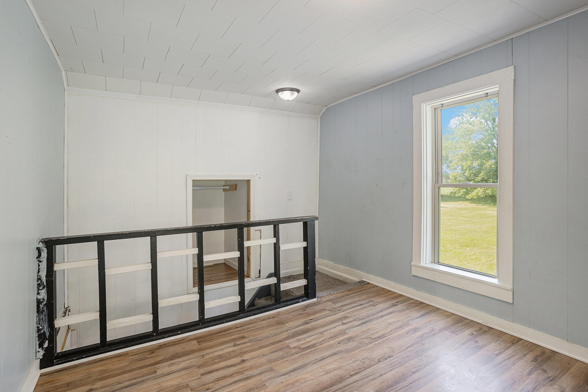 Sherwood Village, Michigan 49089, United States, 3 Bedrooms Bedrooms, ,1 BathroomBathrooms,Residential,Pending,159065