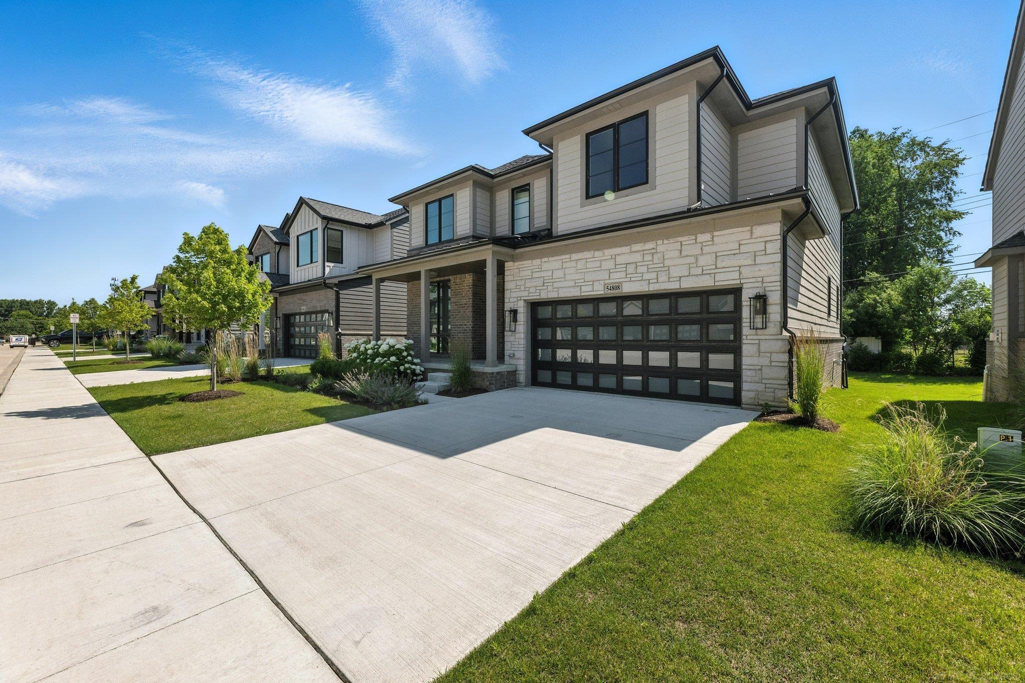 54808 Camden Court