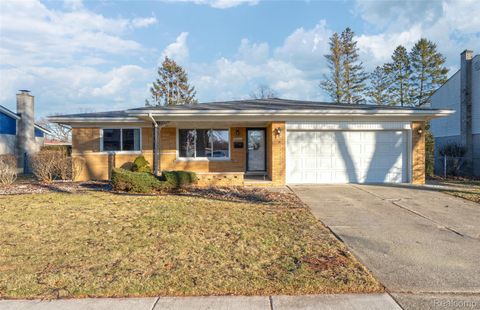 30802 Dell Lane Warren City MI 48092