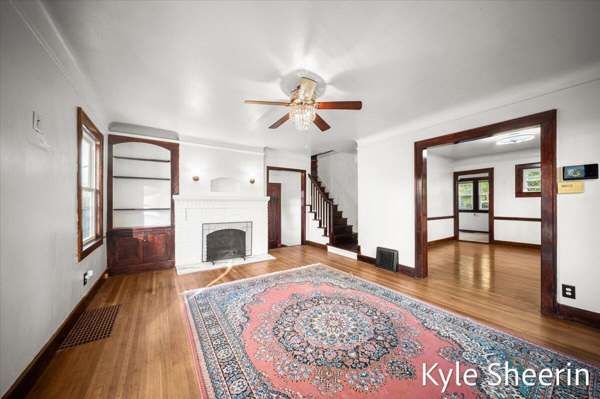 507 Elliott Street SE