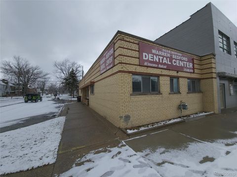 16205 E Warren Avenue Detroit City MI 48224