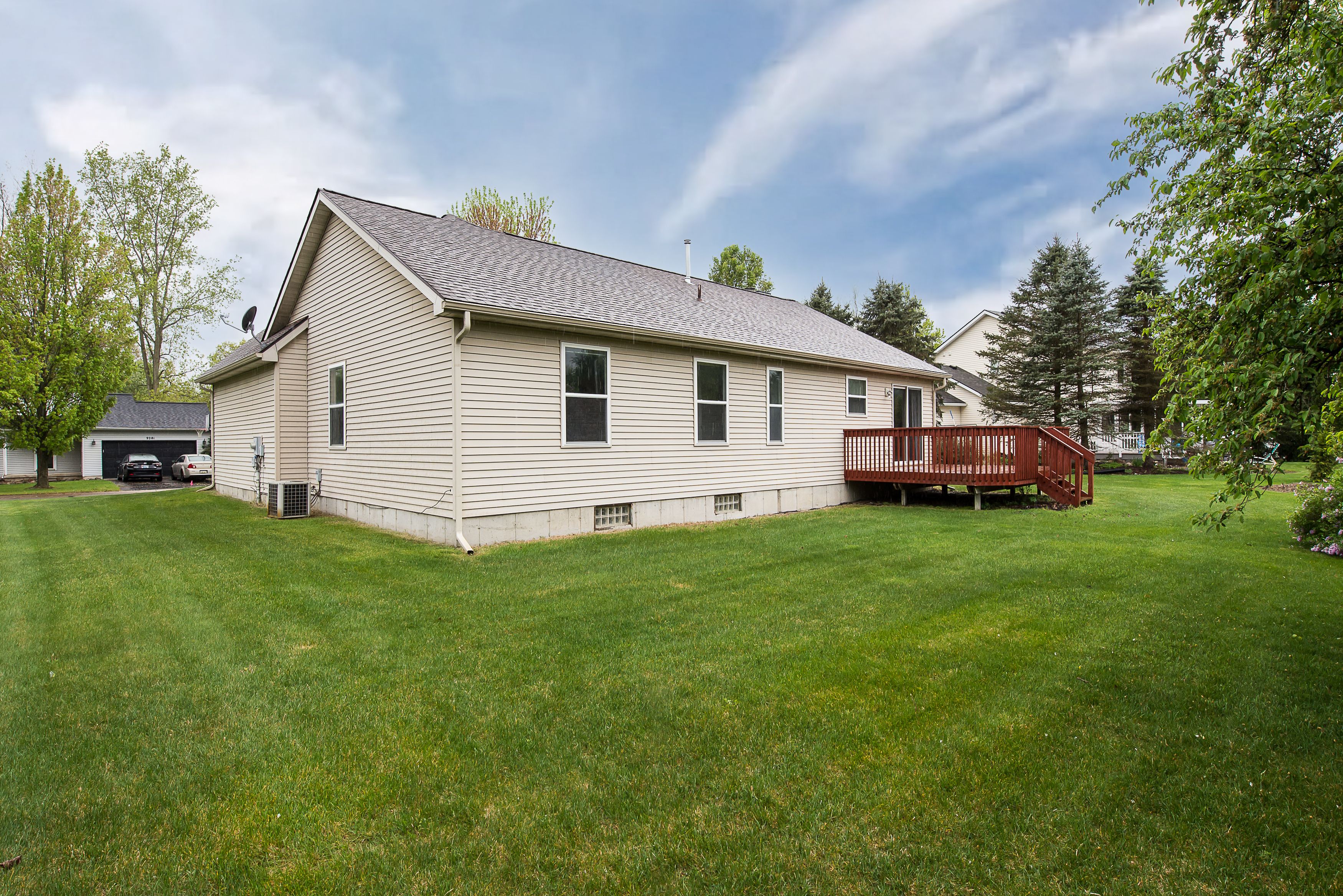 9238 APPLEVIEW