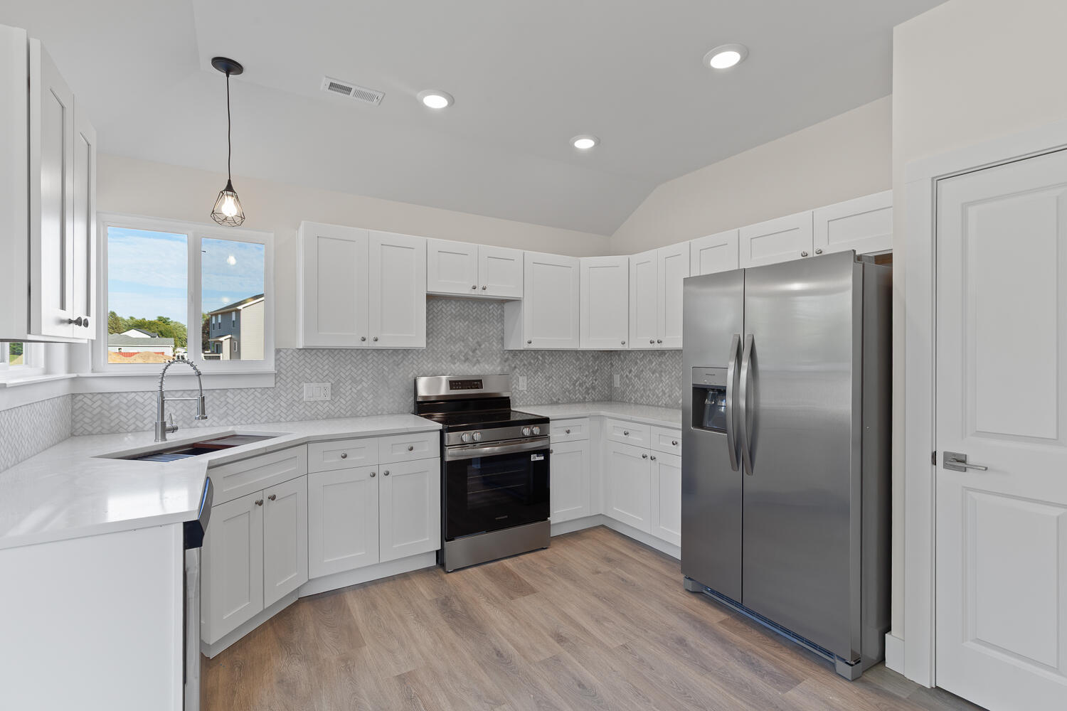 2026 Green Acres Drive