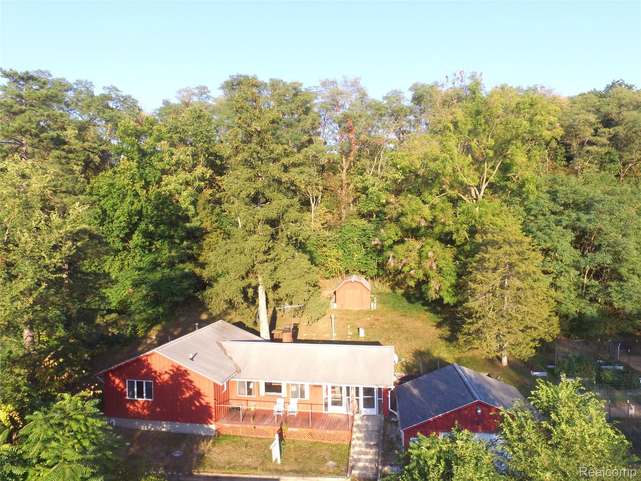 11315 HILLSIDE
