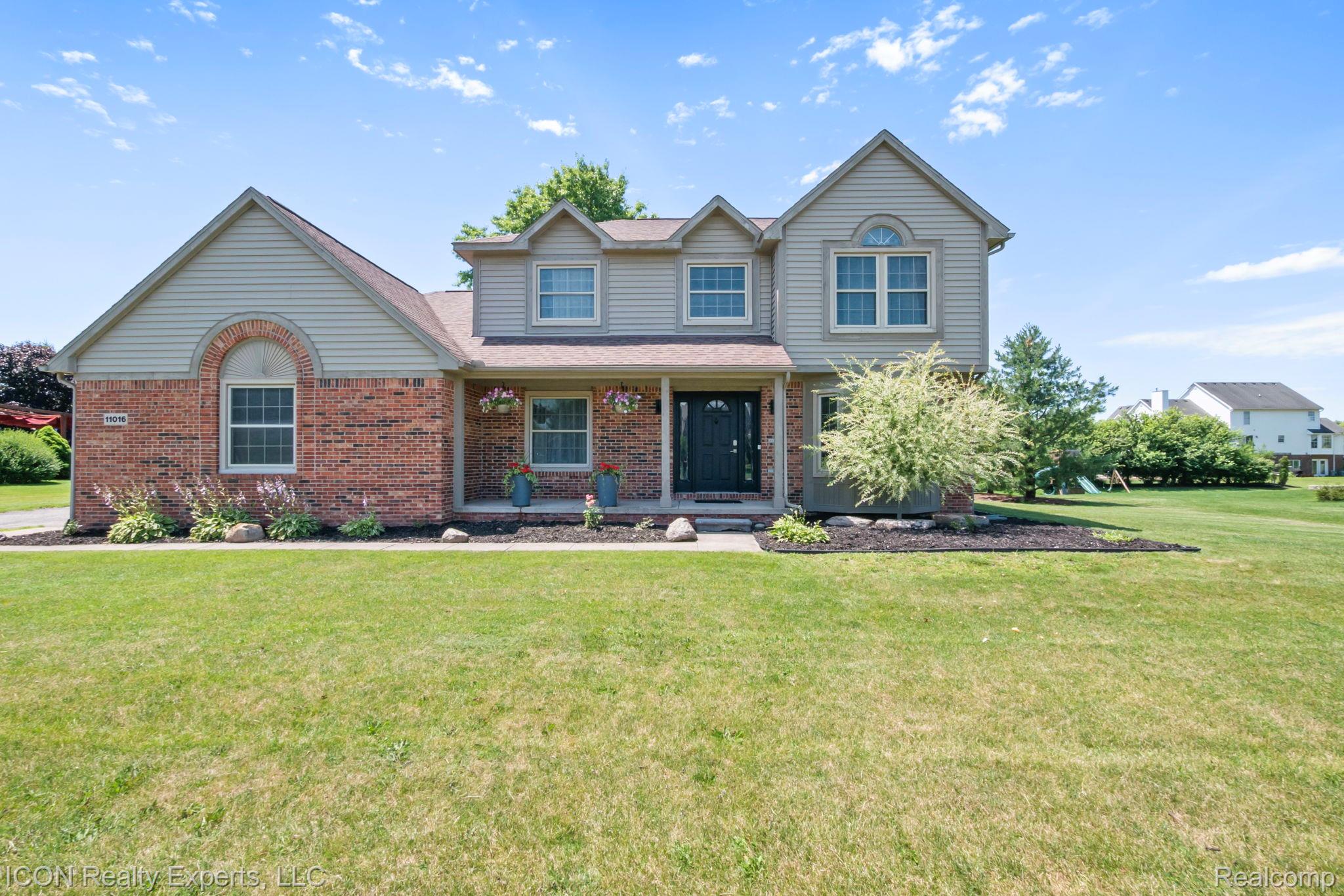 11016 Pembrooke Circle