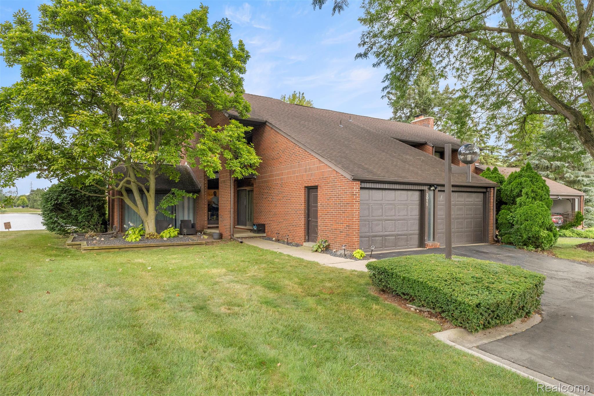 3011 Lindenwood Drive