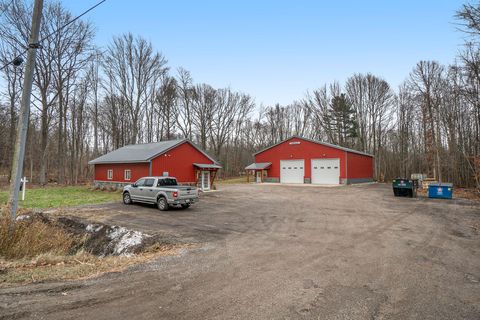 A home in SaugatuckTownship_Allegan