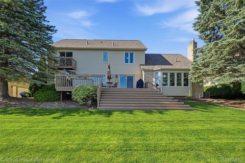 Tiny photo for 8915 Chestnut Run Drive, Shelby Charter Township, MI 48317 (MLS # 20261037773)