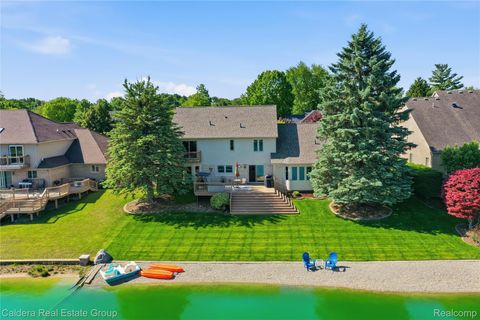 Tiny photo for 8915 Chestnut Run Drive, Shelby Charter Township, MI 48317 (MLS # 20261037773)
