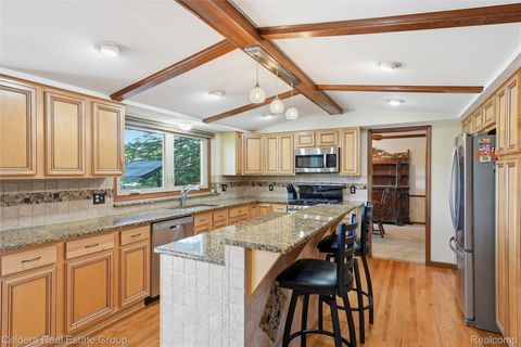 Tiny photo for 8915 Chestnut Run Drive, Shelby Charter Township, MI 48317 (MLS # 20261037773)