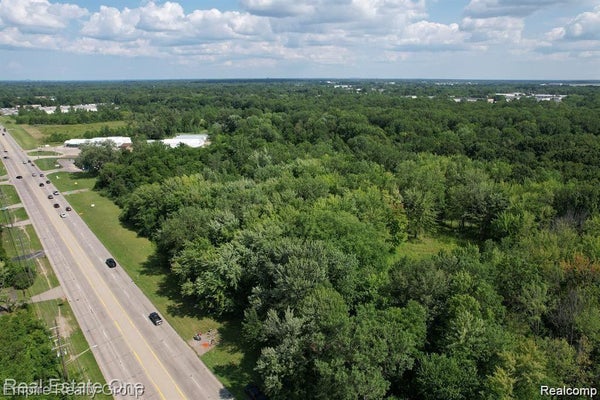 120 S MERRIMAN RD, WESTLAND, MI 48186 - Image b17c51b778ca36df3cfc3ac44fd1b8d9/1130553860