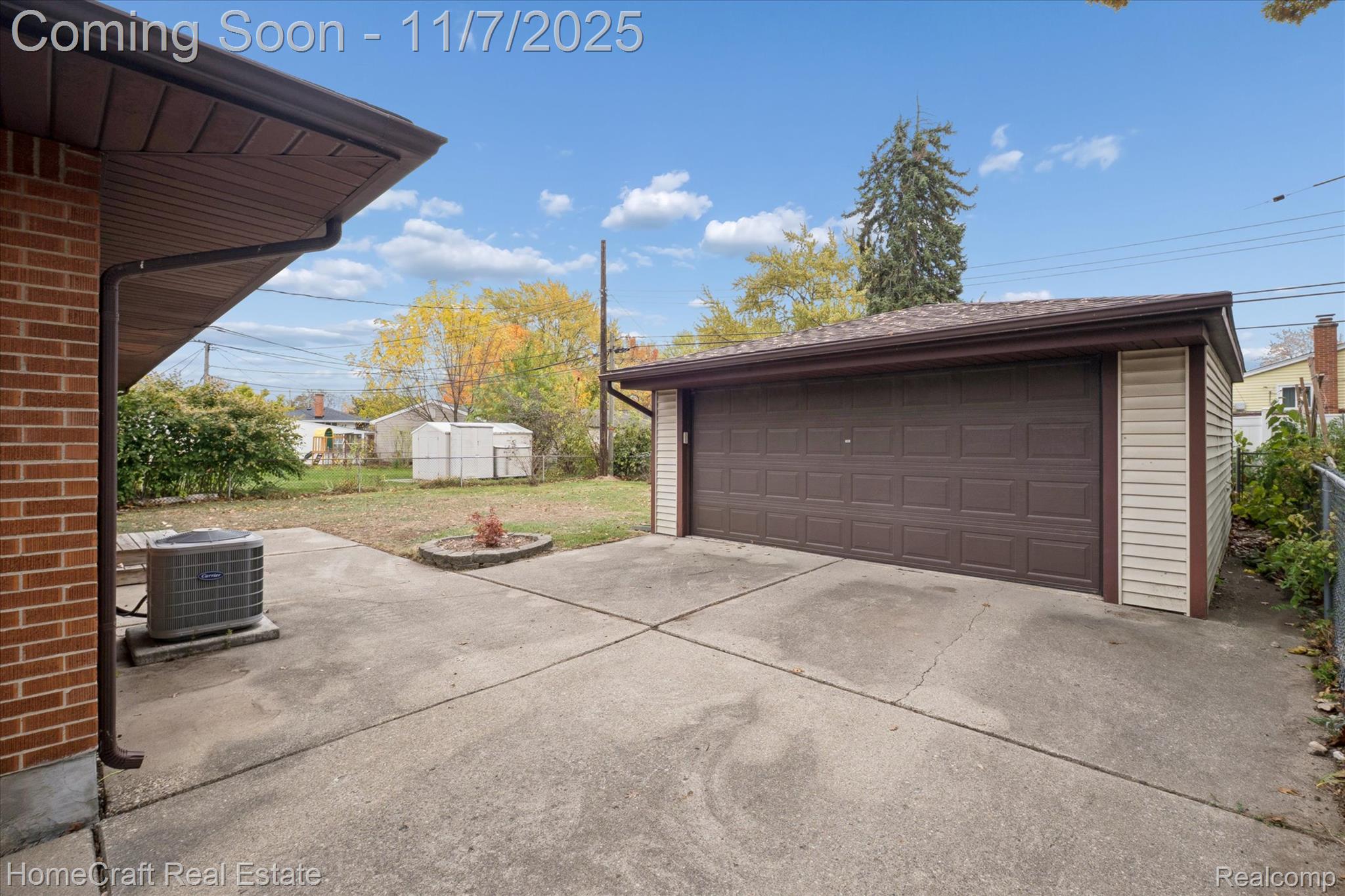 33945 SEQUOIA Street