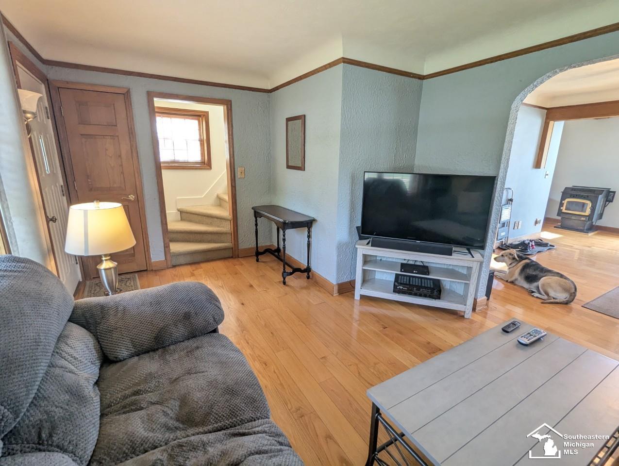 1945 Hollywood Drive