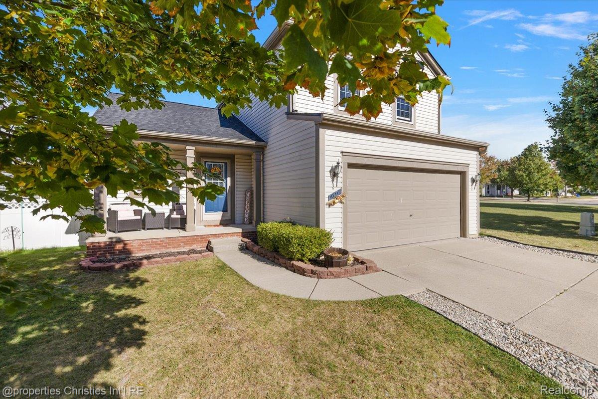 10217 Meadow Crest Court