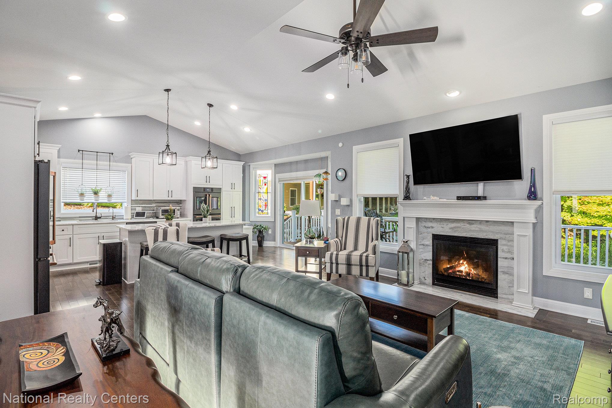 60 Fox Hollow Drive