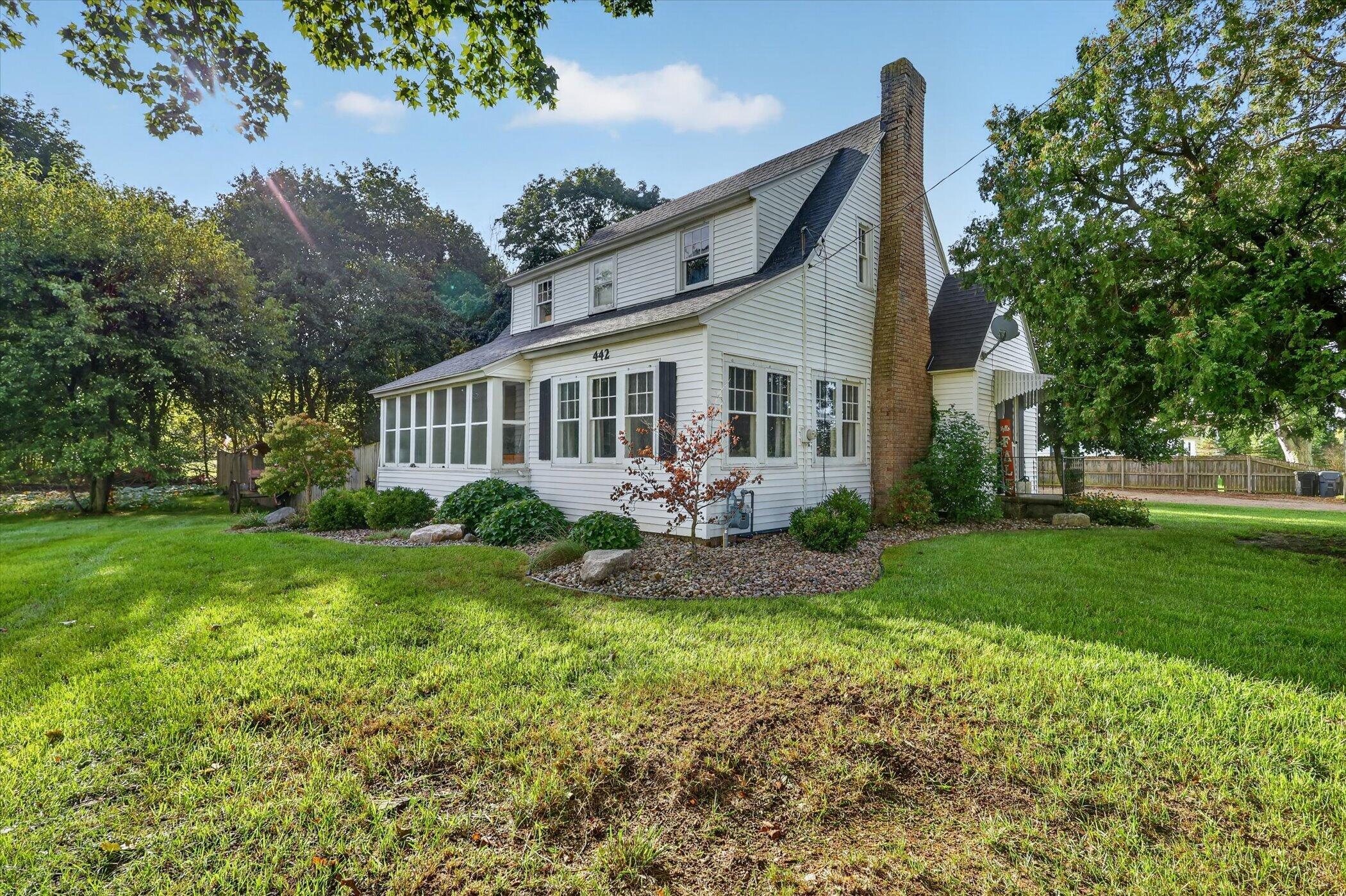 442 Riverview Drive