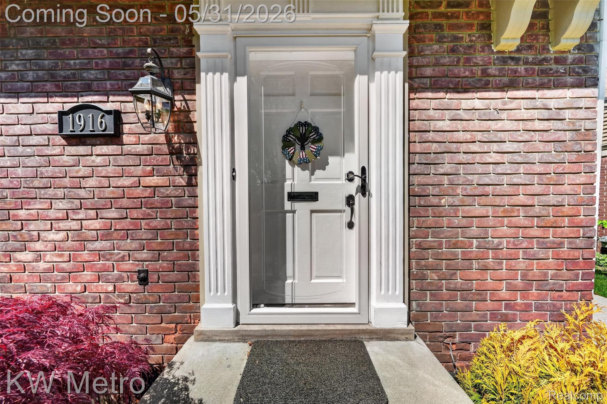 1916 Bonnieview Drive