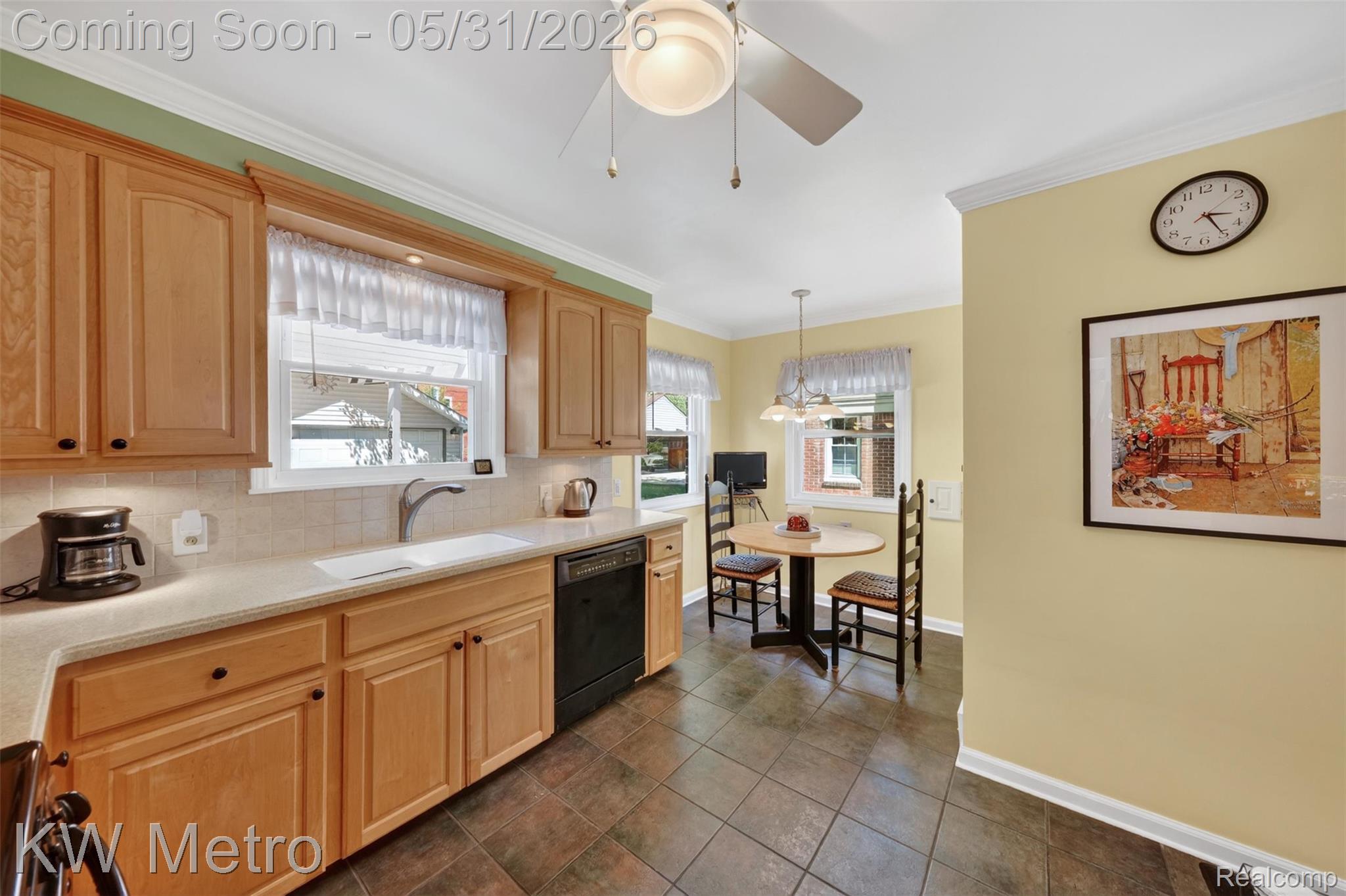 1916 Bonnieview Drive